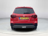 Suzuki Vitara 1.5 Hybrid Style | Stoelverwarming | Panodak | Keyless | Dodehoek detectie |