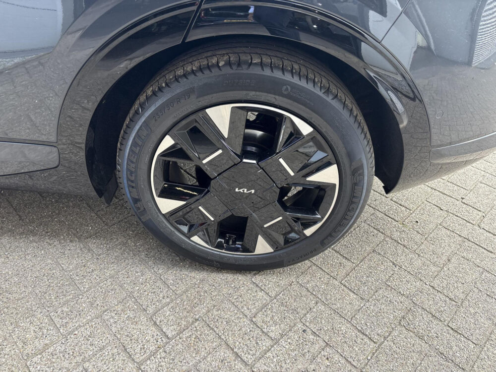 Kia Sportage 1.6 T-GDi Plug-in Hybrid GT-PlusLine | NieuwModel | 14.000Km | Meest Complete Uitvoering !!!  dec 2025 | Garantie tot dec 2035!!!