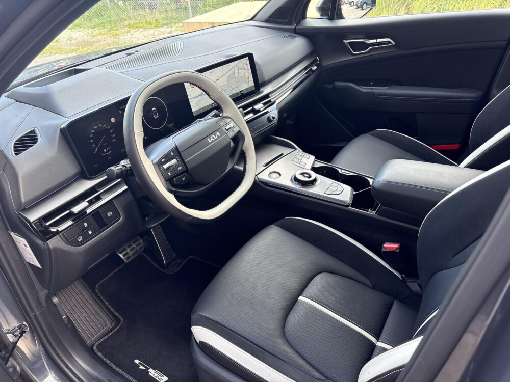 Kia Sportage 1.6 T-GDi Plug-in Hybrid GT-PlusLine | NieuwModel | 14.000Km | Meest Complete Uitvoering !!!  dec 2025 | Garantie tot dec 2035!!!