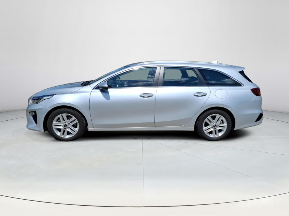 Kia Ceed Sportswagon 1.5 T-GDi DynamicLine | Navigatie | Airco | trekhaak