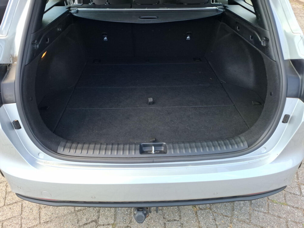 Kia Ceed Sportswagon 1.5 T-GDi DynamicLine | Navigatie | Airco | trekhaak