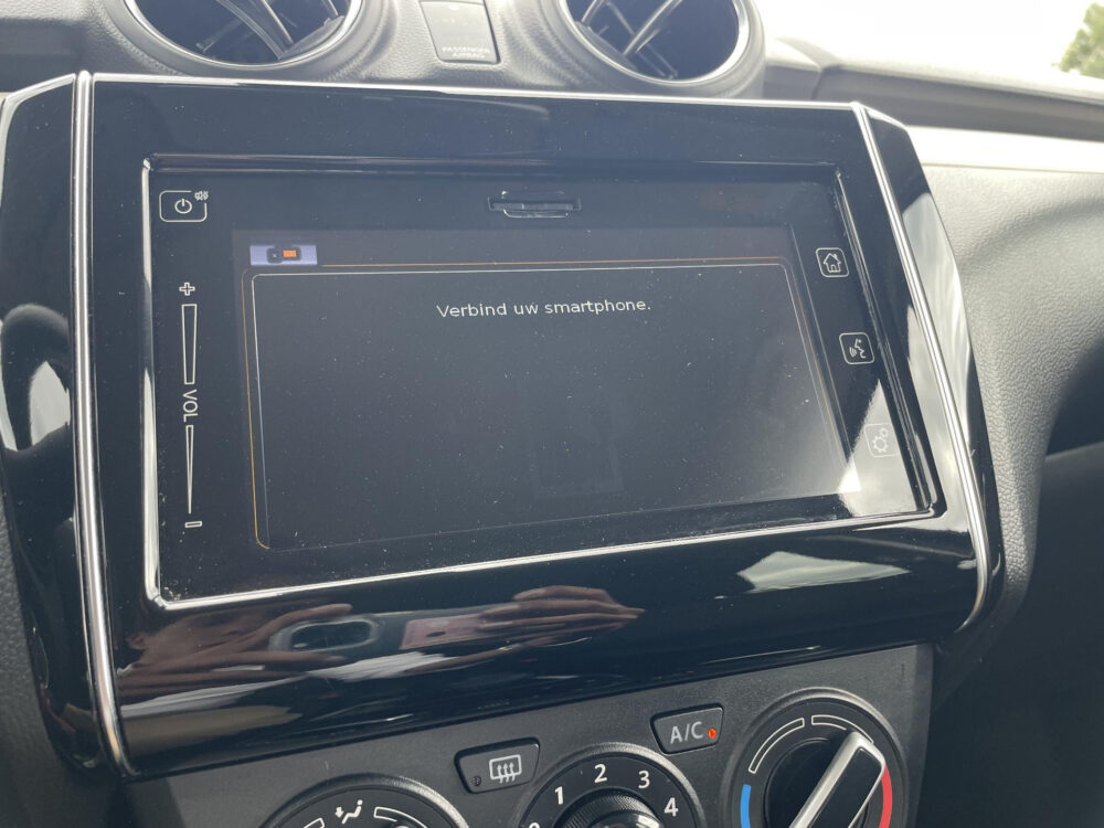 Suzuki Swift 1.2 Select Smart Hybrid | Stoelverwaming | Automaat | Navigatie | Camera |