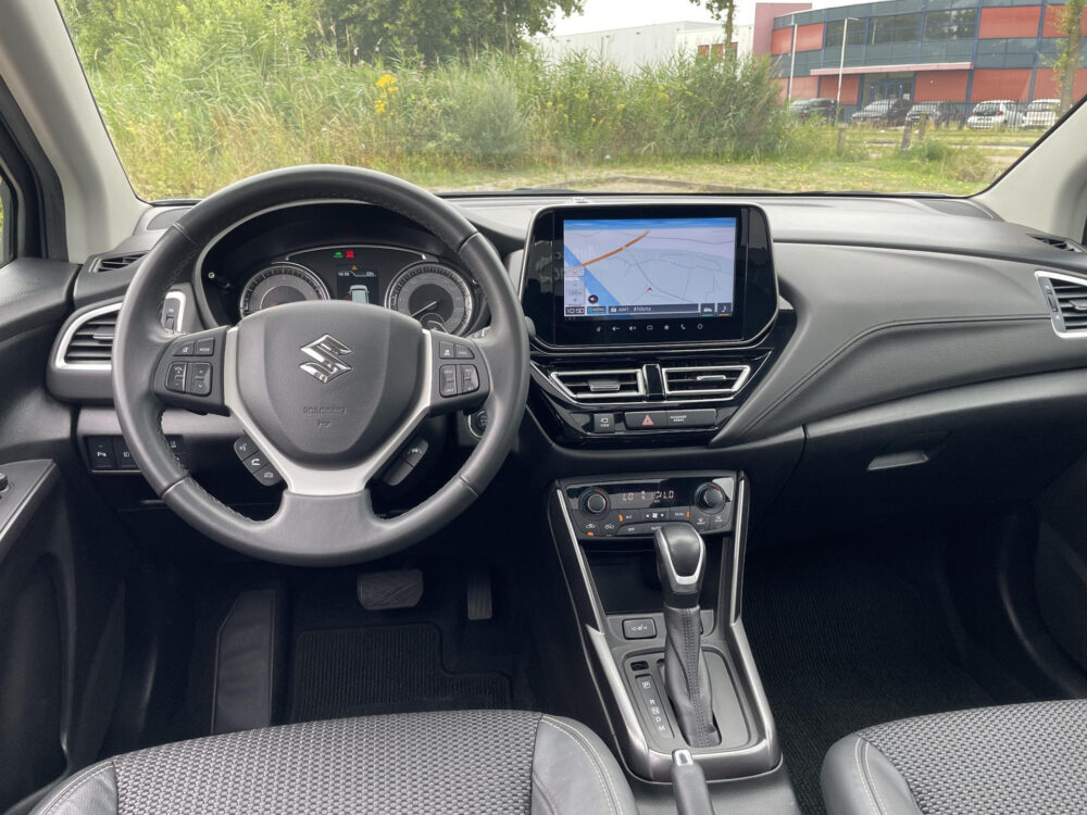 Suzuki S-Cross 1.5 Hybrid Style | Stoelverwarming | Panramadak | 360* camera |