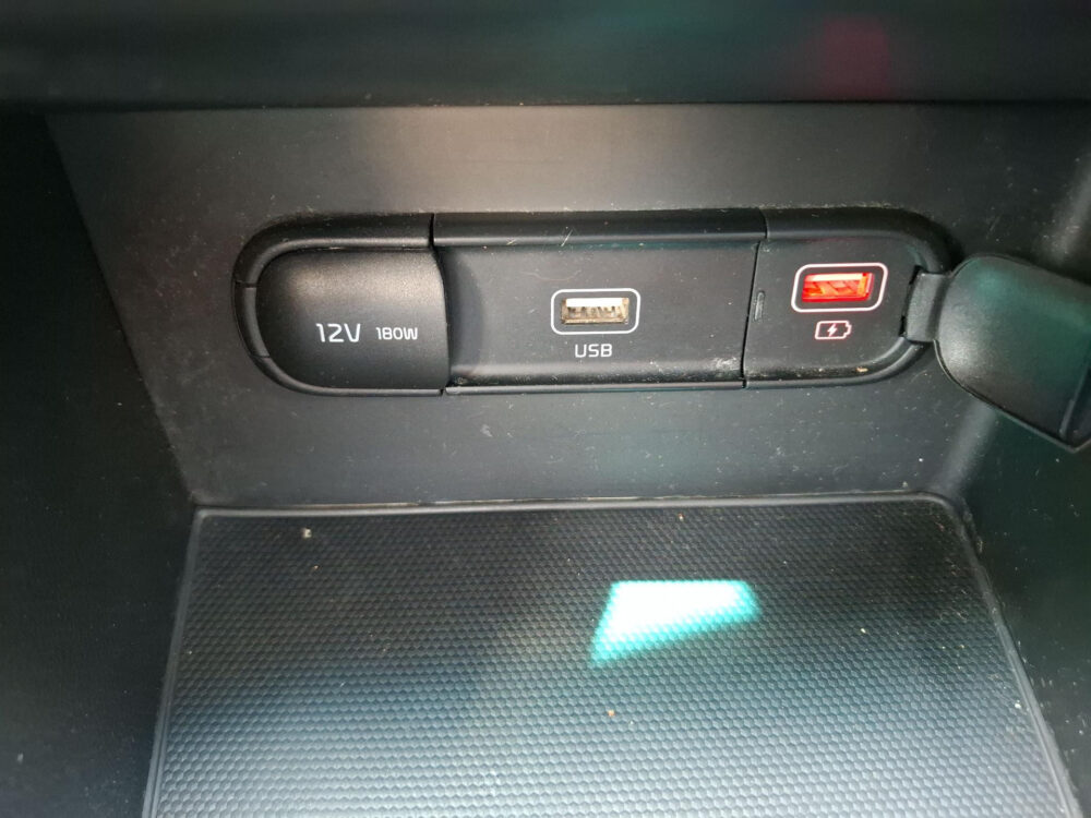Kia Niro 1.6 GDi Hybrid DynamicLine | Achteruitrijcamera |