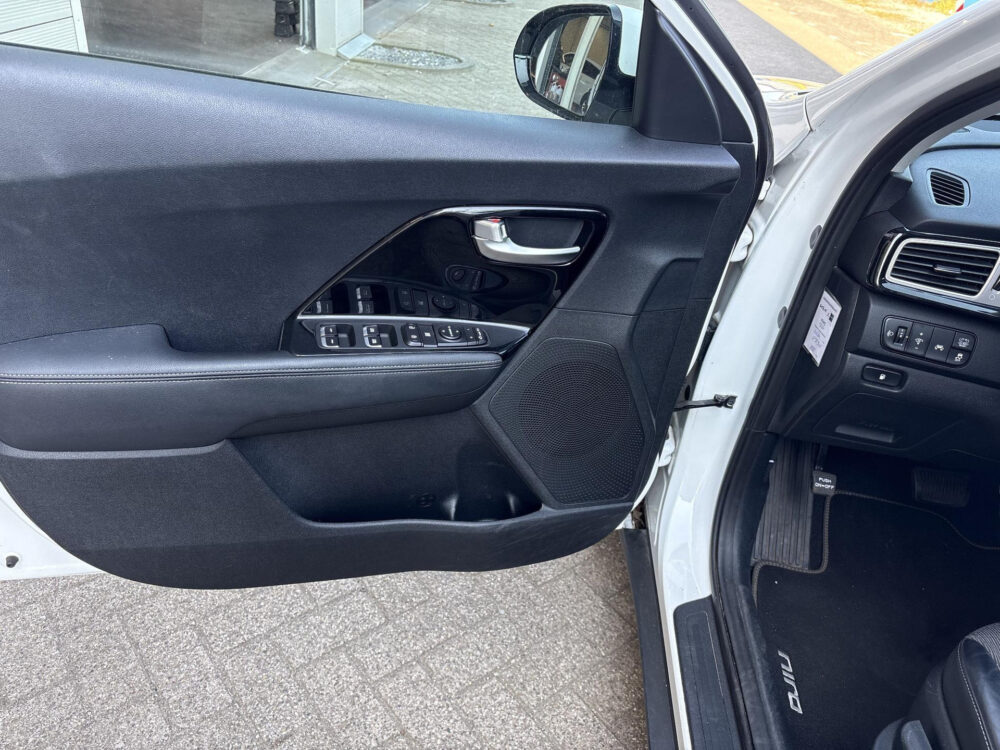 Kia Niro 1.6 GDi Hybrid DynamicLine | 1e eigenaar | Perfect onderhouden |