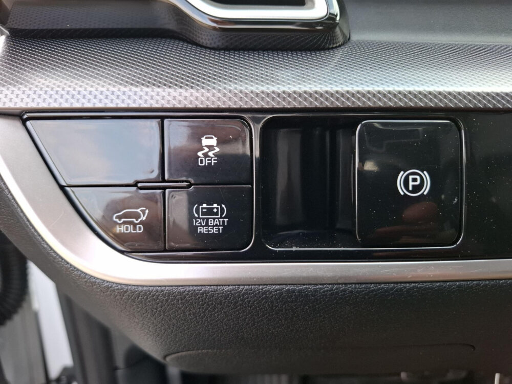 Kia Sportage 1.6 T-GDi Hybrid GT-PlusLine | Panoramadak | lederen bekleding | Climate control | Navigatie | stoel koeling/ verwarming |