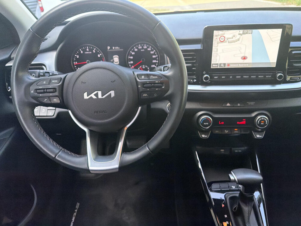 Kia Stonic 1.0 T-GDi MHEV DynamicPlusLine Automaat | CarPlay | Navi |