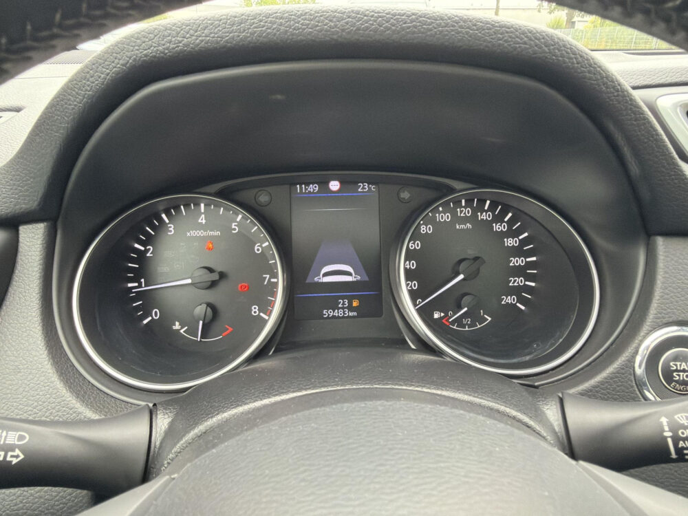 Nissan Qashqai 1.3 DIG-T Tekna | Airco | Trekhaak | Camera | Panoramadak |