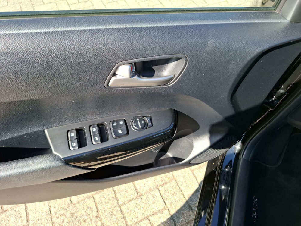 Kia Picanto 1.0 DPi DynamicLine | cruise control | camera | all season banden | airco |
