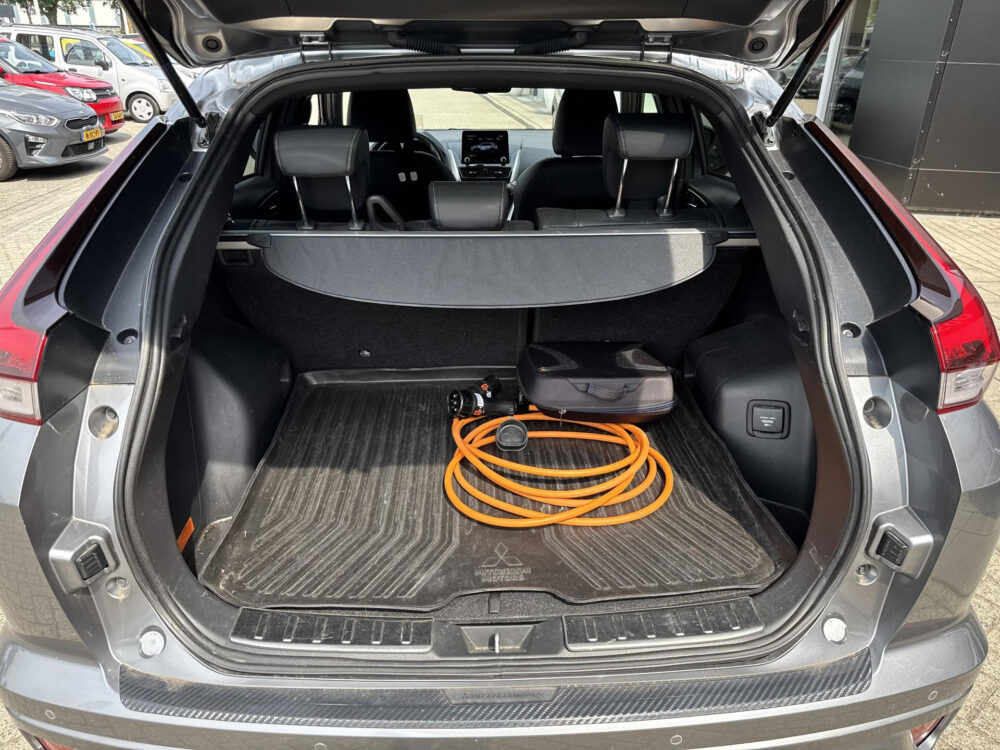 Mitsubishi Eclipse Cross 2.4 PHEV Instyle | Fabrieksgarantie | Trekhaak afneembaar |