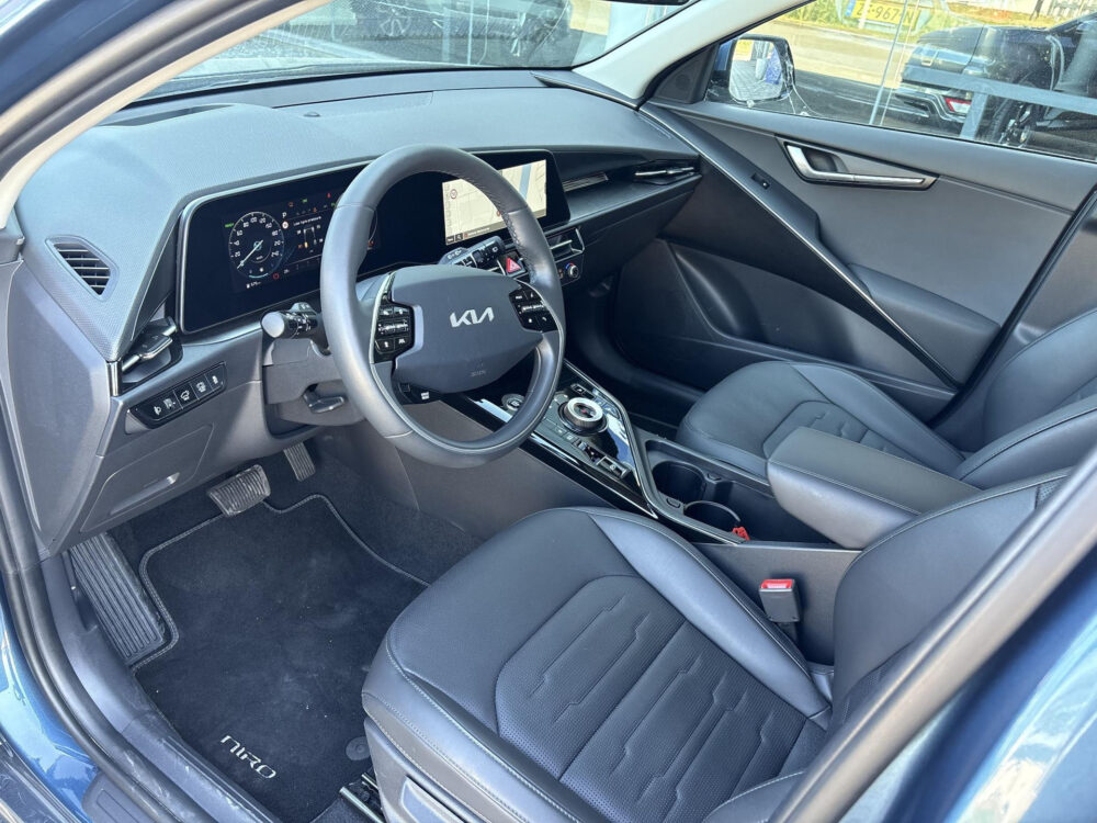 Kia Niro 1.6 GDi Hybrid DynamicPlusLine | Leder | Stoelverw. stuur verw. | Elec a Klep | Schuifdak | BTW auto
