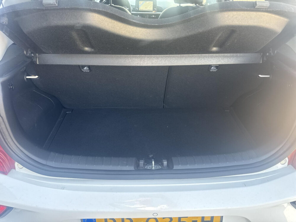 Kia Picanto 1.0 T-GDI X-Line Fabrieksgarantie Navigatie Stoelverwarming Camera AllSeason banden