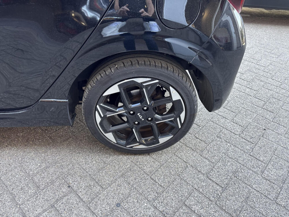Kia Picanto 1.0 DPI GT-Line | SchuifDak | Leder | 16inch | Keyless