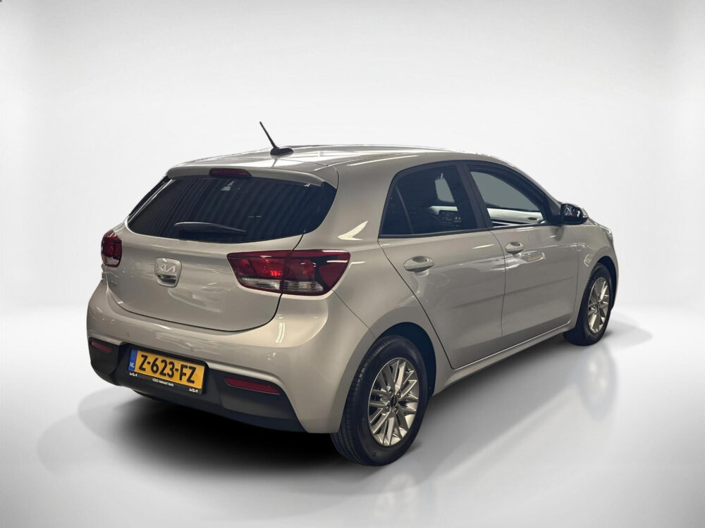 Kia Rio 1.2 CVVT DynamicPlusLine | Fabrieksgarantie | Stoel en Stuurwiel verwarming |