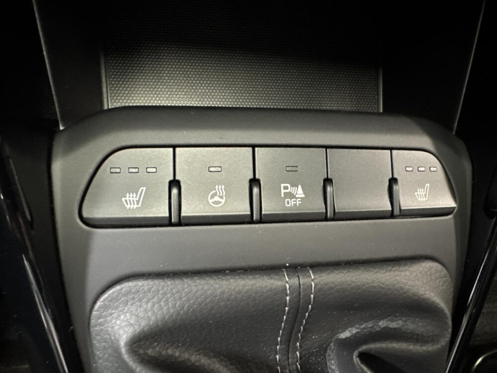 Kia Rio 1.2 CVVT DynamicPlusLine | Fabrieksgarantie | Stoel en Stuurwiel verwarming |