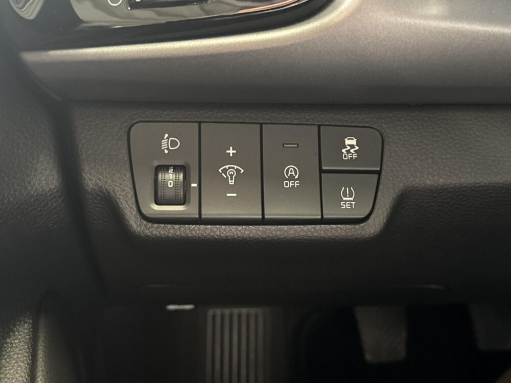 Kia Rio 1.2 CVVT DynamicPlusLine | Fabrieksgarantie | Stoel en Stuurwiel verwarming |