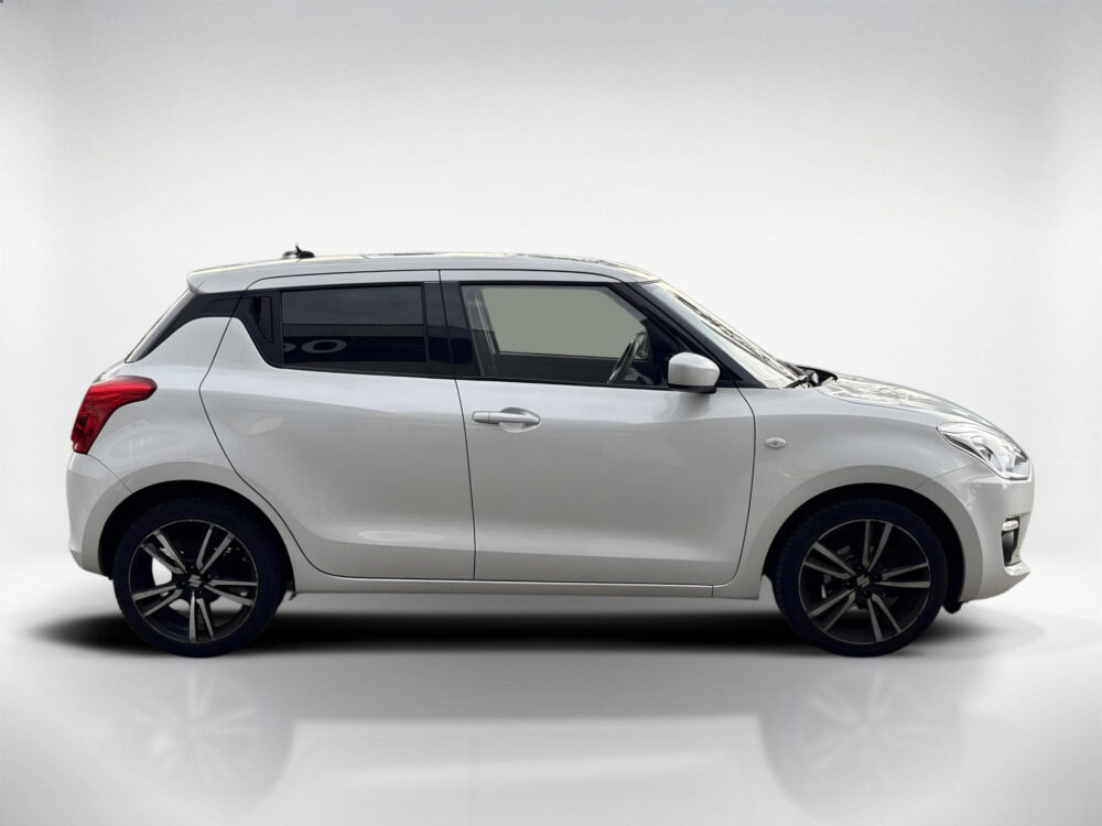 Suzuki Swift 1.2 Select Smart Hybrid | Eerste eigenaar | Dealer onderhouden | Navigatie | achteruitrijcamera |