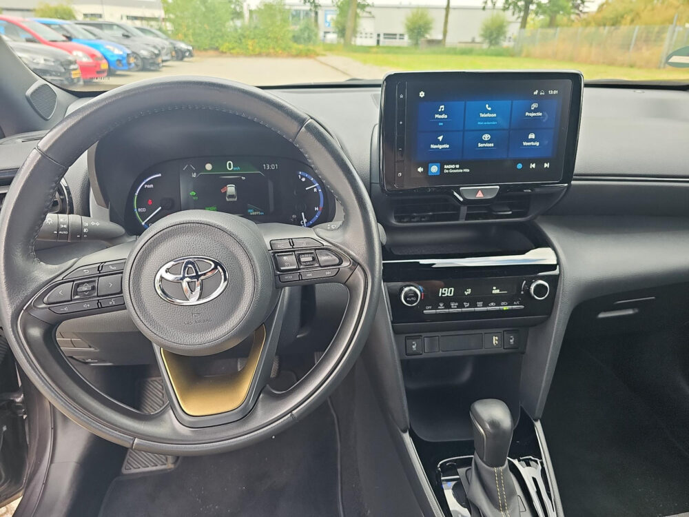 Toyota Yaris Cross 1.5 Hybrid Explore Eerste eigenaar | Trekhaak | Dealeronderhouden | Navigatie