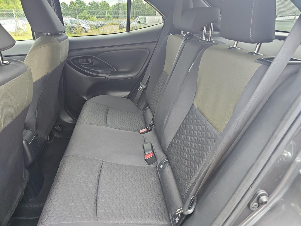 Toyota Yaris Cross 1.5 Hybrid Explore Eerste eigenaar | Trekhaak | Dealeronderhouden | Navigatie