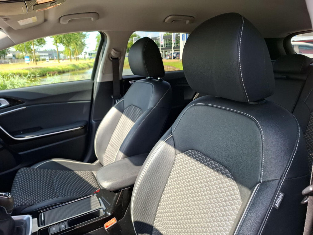 Kia Ceed Sportswagon 1.0 T-GDi DynamicPlusLine | adaptive cruise control | navigatie | airco |