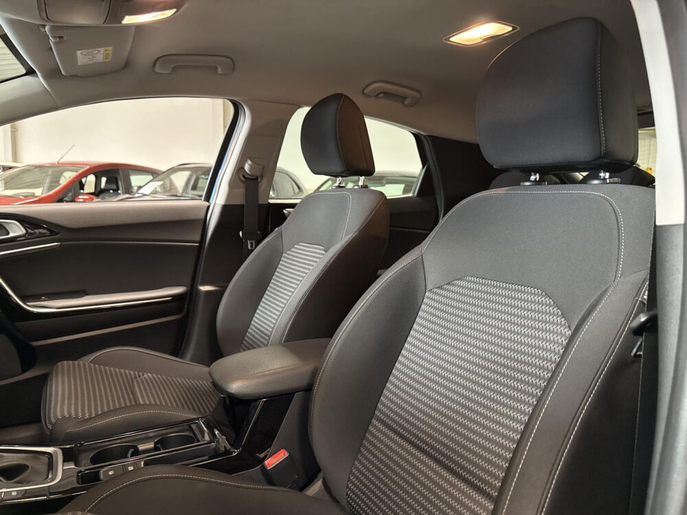 Kia XCeed 1.6 GDi PHEV DynamicLine | CarPlay | Camera | Cruise |