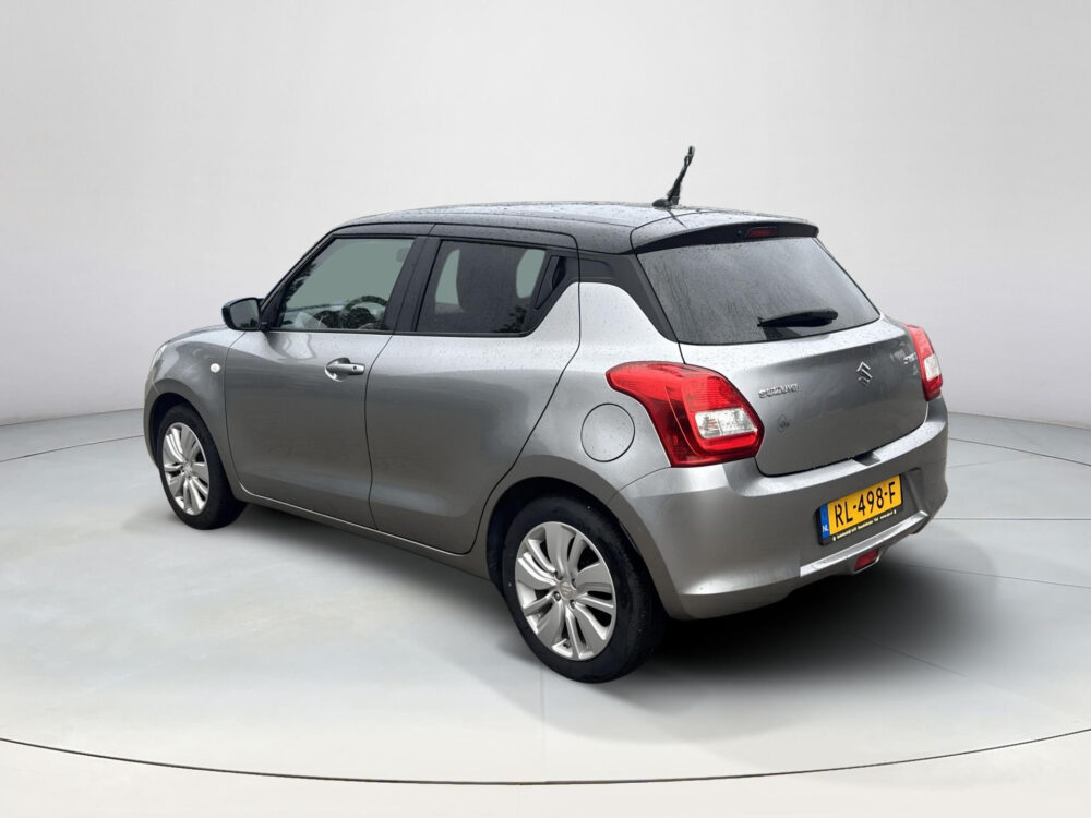 Suzuki Swift 1.2 Select Navigatie / Camera / Lichtmetalen velgen / TwoTone Lak / Stoelverwarming !