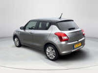 Suzuki Swift 1.2 Select Navigatie / Camera / Lichtmetalen velgen / TwoTone Lak / Stoelverwarming !