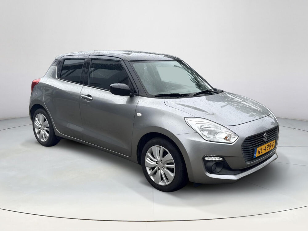 Suzuki Swift 1.2 Select Navigatie / Camera / Lichtmetalen velgen / TwoTone Lak / Stoelverwarming !