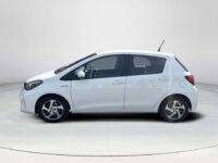 Toyota Yaris 1.5 Hybrid Trend Hybrid  Automaat Trekhaak Allweather Navigatie ECC Airco Cruise Control