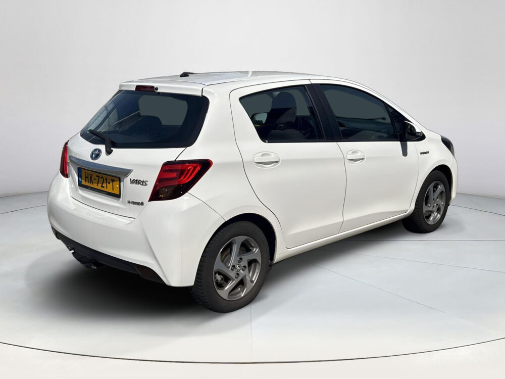 Toyota Yaris 1.5 Hybrid Trend Hybrid  Automaat Trekhaak Allweather Navigatie ECC Airco Cruise Control