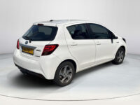 Toyota Yaris 1.5 Hybrid Trend Hybrid  Automaat Trekhaak Allweather Navigatie ECC Airco Cruise Control