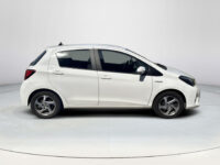 Toyota Yaris 1.5 Hybrid Trend Hybrid  Automaat Trekhaak Allweather Navigatie ECC Airco Cruise Control