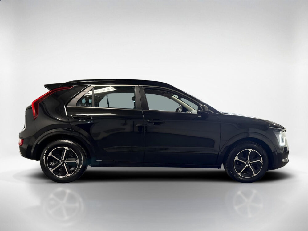 56117319-kia-niro-1-6-gdi-hybrid-dynamicline-carplay-navi-adpt-cruise-2022