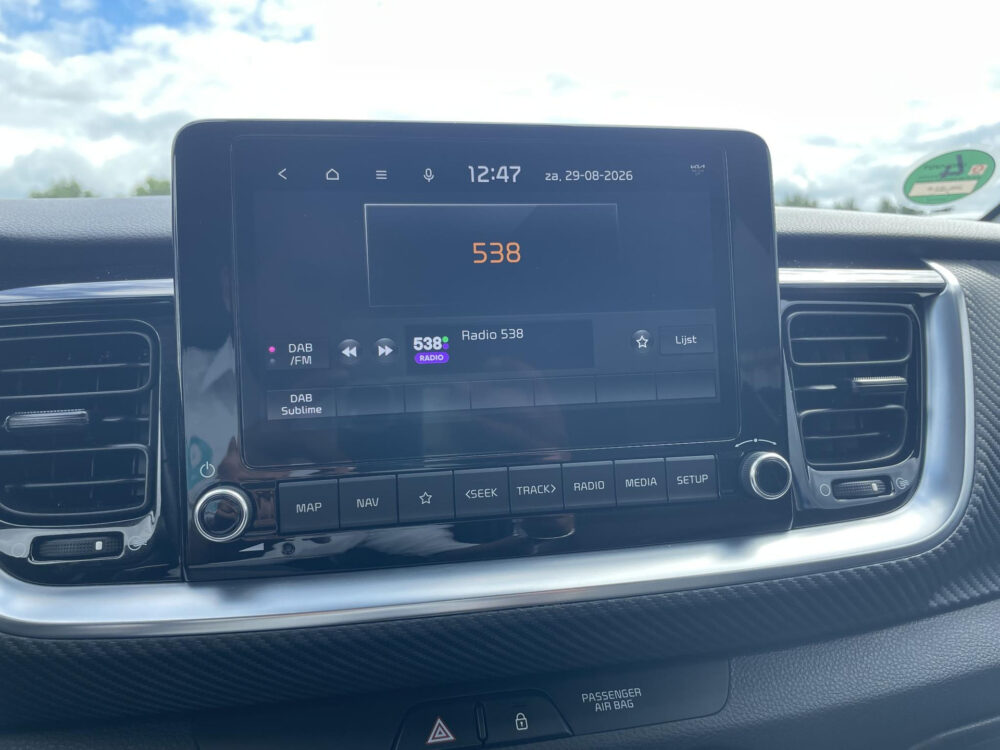 56135680-kia-stonic-1-0-t-gdi-mhev-gt-line-carplay-camera-climate-2025