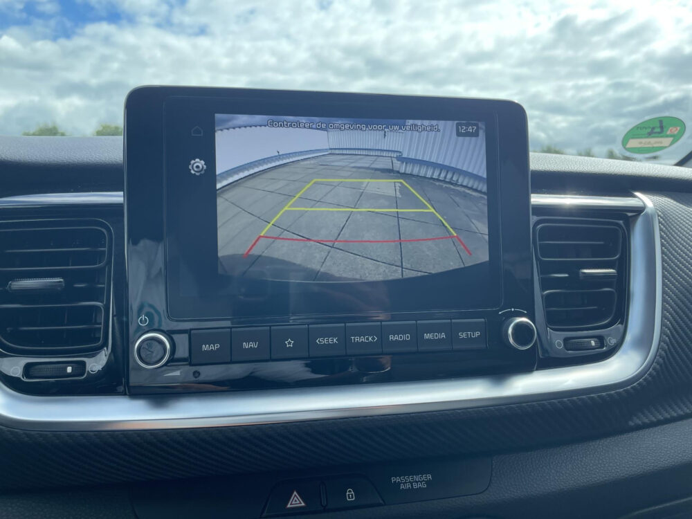 56135680-kia-stonic-1-0-t-gdi-mhev-gt-line-carplay-camera-climate-2025