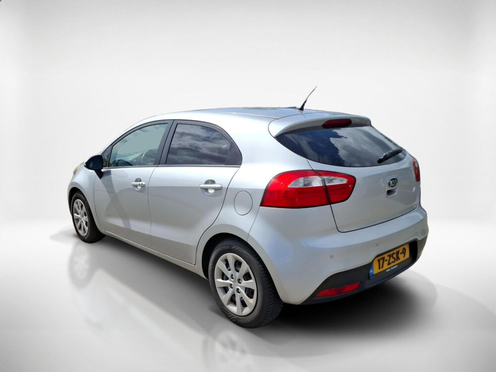 Kia Rio 1.2 CVVT Super Pack | perfect onderhouden ! | trekhaak | all season banden |