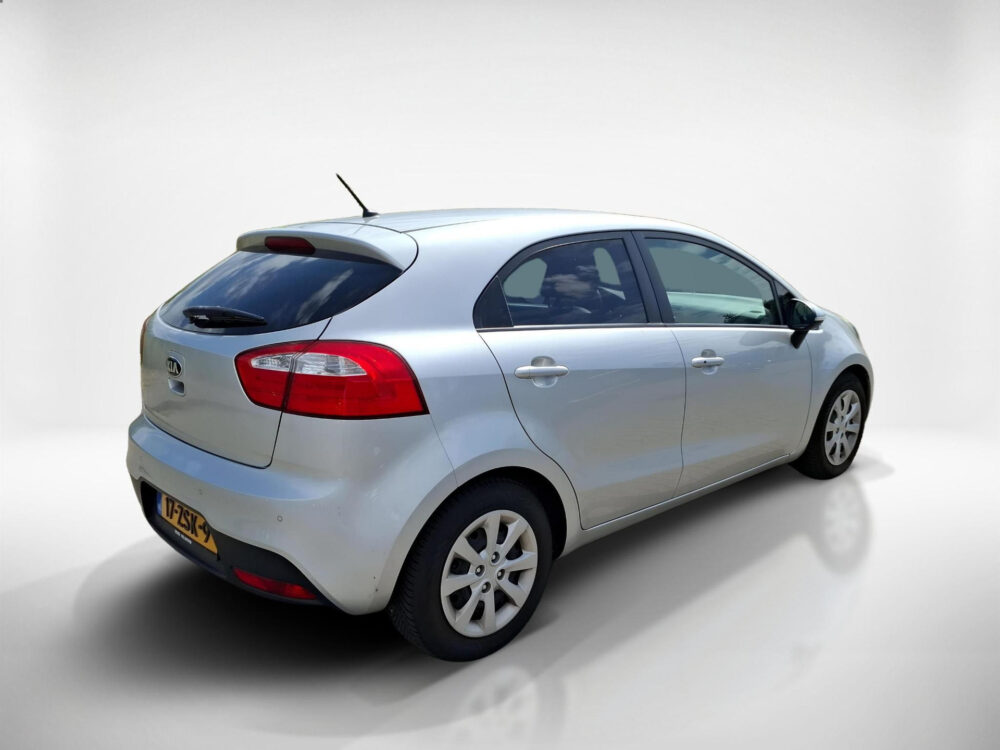 Kia Rio 1.2 CVVT Super Pack | perfect onderhouden ! | trekhaak | all season banden |