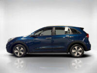 56212570-kia-niro-1-6-gdi-hybrid-dynamicline-navi-all-seasonbanden-trekhaak-2018