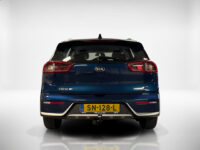 56212570-kia-niro-1-6-gdi-hybrid-dynamicline-navi-all-seasonbanden-trekhaak-2018