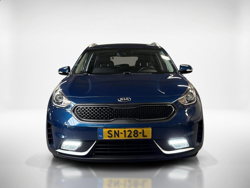 56212570-kia-niro-1-6-gdi-hybrid-dynamicline-navi-all-seasonbanden-trekhaak-2018