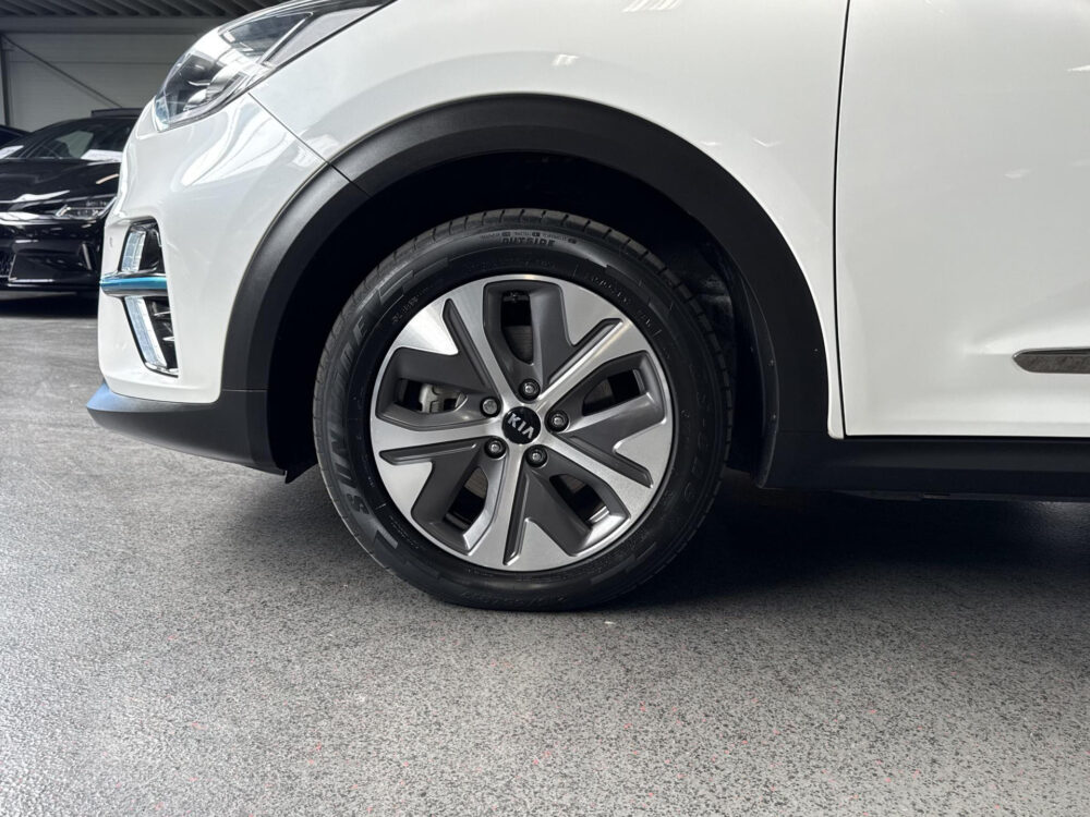 56248848-kia-e-niro-dynamicline-64-kwh-carplay-adpt-cruise-carmera-2021