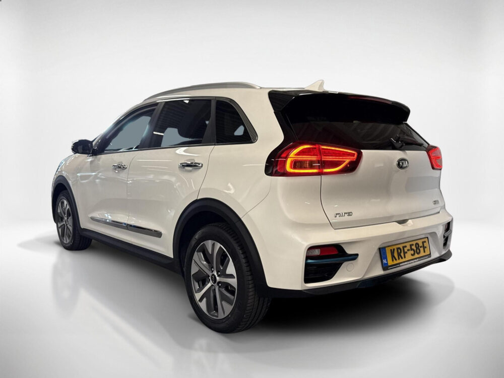 56248848-kia-e-niro-dynamicline-64-kwh-carplay-adpt-cruise-carmera-2021