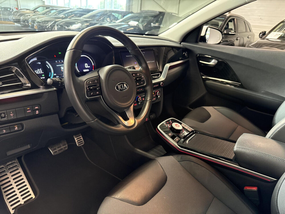 56248848-kia-e-niro-dynamicline-64-kwh-carplay-adpt-cruise-carmera-2021