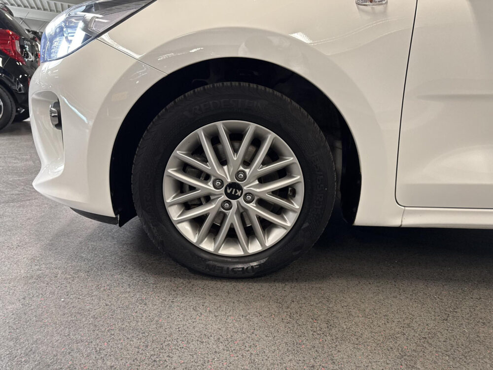 56248878-kia-rio-1-0-tgdi-dynamicline-carplay-cruise-camera-2019