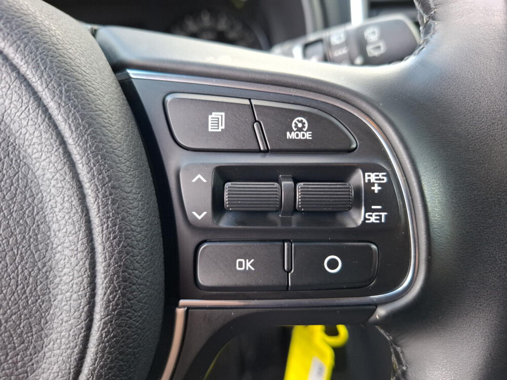 56277518-kia-sportage-1-6-gdi-first-edition-navigatie-cruise-control-17-velgen-climate-control-2017