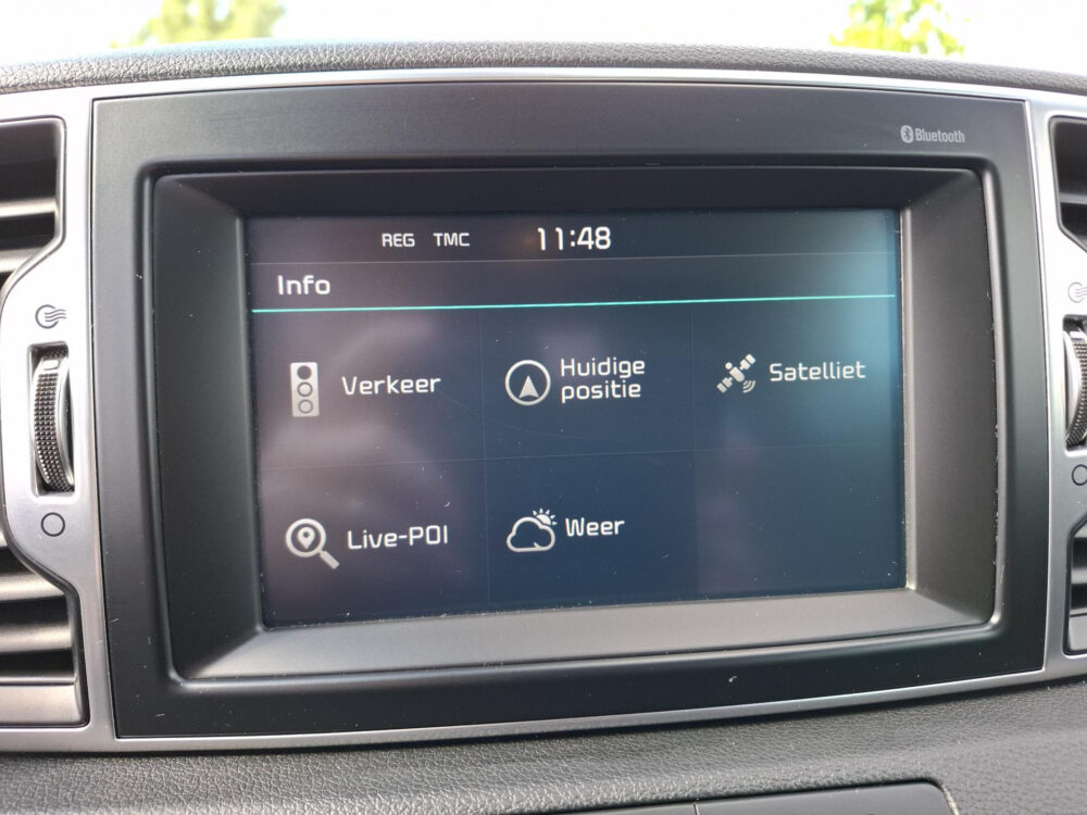 56277518-kia-sportage-1-6-gdi-first-edition-navigatie-cruise-control-17-velgen-climate-control-2017
