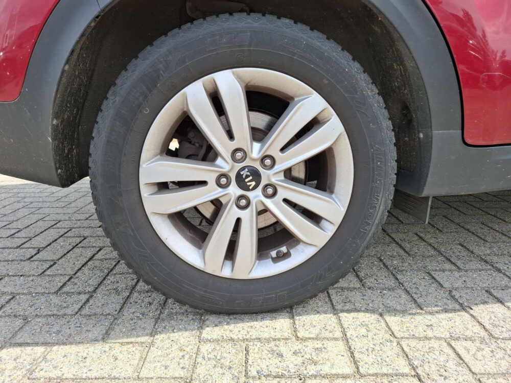 56277518-kia-sportage-1-6-gdi-first-edition-navigatie-cruise-control-17-velgen-climate-control-2017