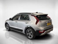 56277531-kia-niro-1-6-gdi-hybrid-dynamicline-navi-climate-control-apple-carplay-andoid-auto-2022