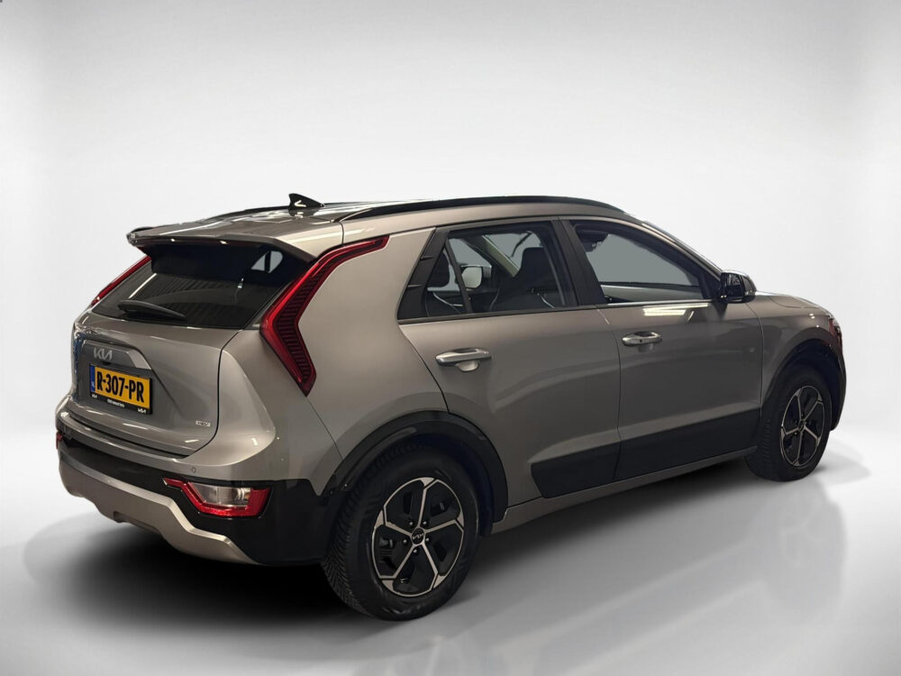 56277531-kia-niro-1-6-gdi-hybrid-dynamicline-navi-climate-control-apple-carplay-andoid-auto-2022