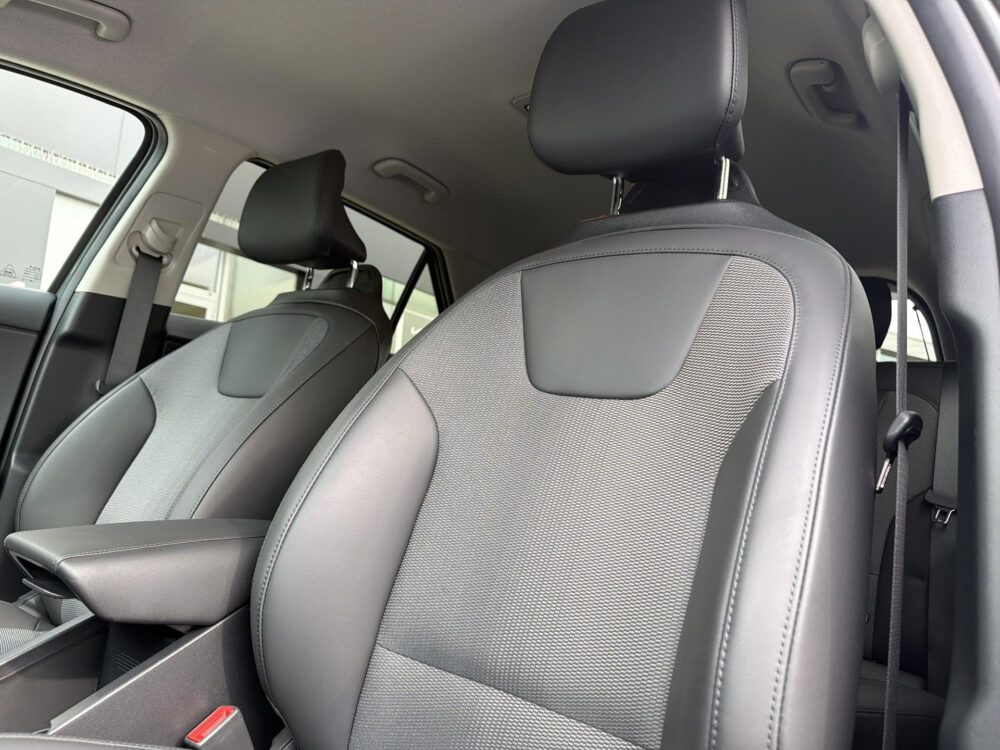 56277587-kia-niro-ev-edition-64-8-kwh-navi-climate-control-apple-carplay-android-auto-2023